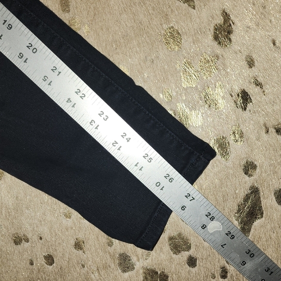 Frame Denim Black Skinny Jeans Classic Style - Picture 3 of 6